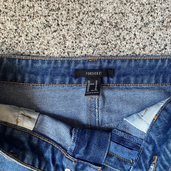 FOREVER 21 DENIM SKIRT- MEDIUM - Picture 3 of 5